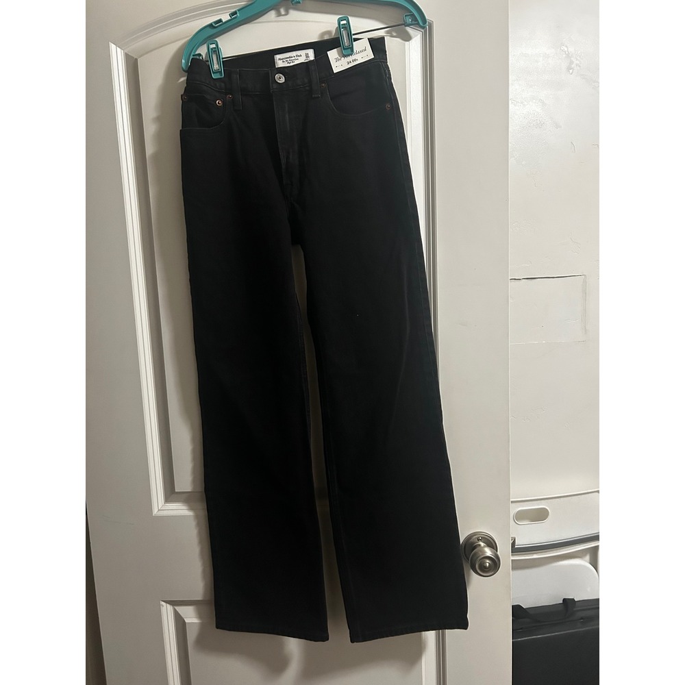 Abercrombie & Fitch The 90s Relaxed Jean High Rise Black Denim 24 00s Short
